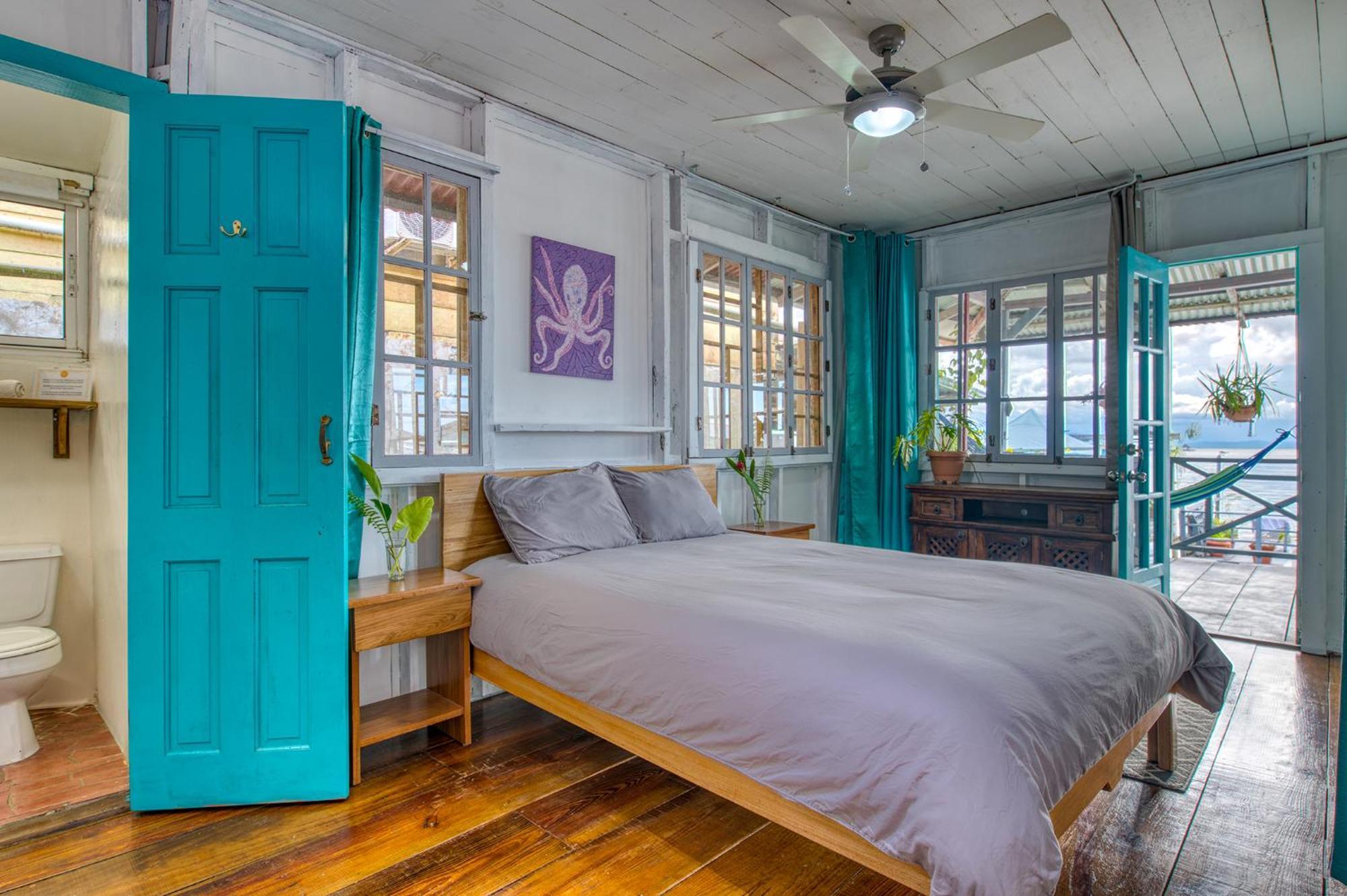 Saigon Bay Bed & Breakfast Bocas del Toro Eksteriør bilde